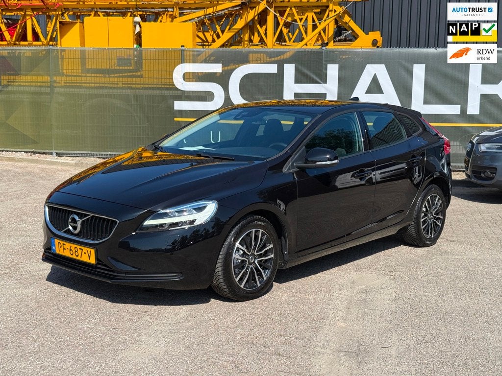 Volvo V40 2.0 D2 Nordic+|NAP|Trekhaak|Nette auto|Nieuwe APK, Voorwielaandrijving, Stof, Gebruikt, 1969 cc