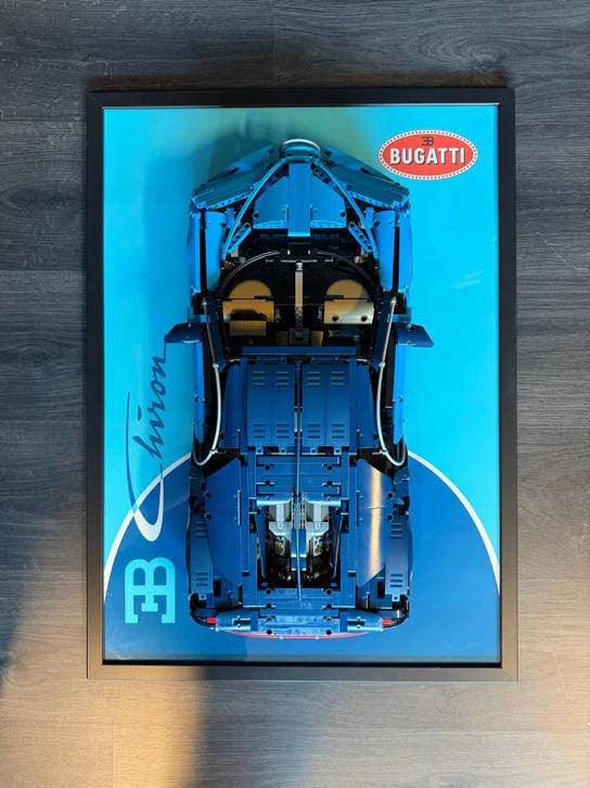 Lego Lego Bugatti Chiron Muurposter met IKEA lijst 50x70, Ophalen, 50 – 75, Zo goed als nieuw, Foto of Poster
