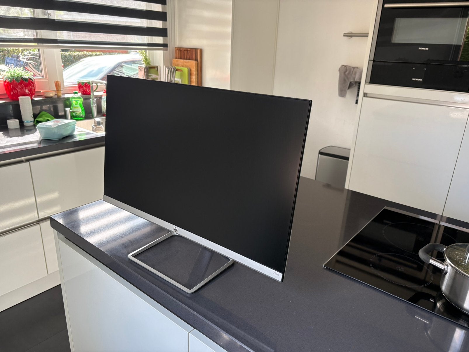 HP 27fw 27-inch Full HD IPS monitor – wit/zilver, Computers en Software, Monitoren, Ophalen, IPS, Kantelbaar, Full HD