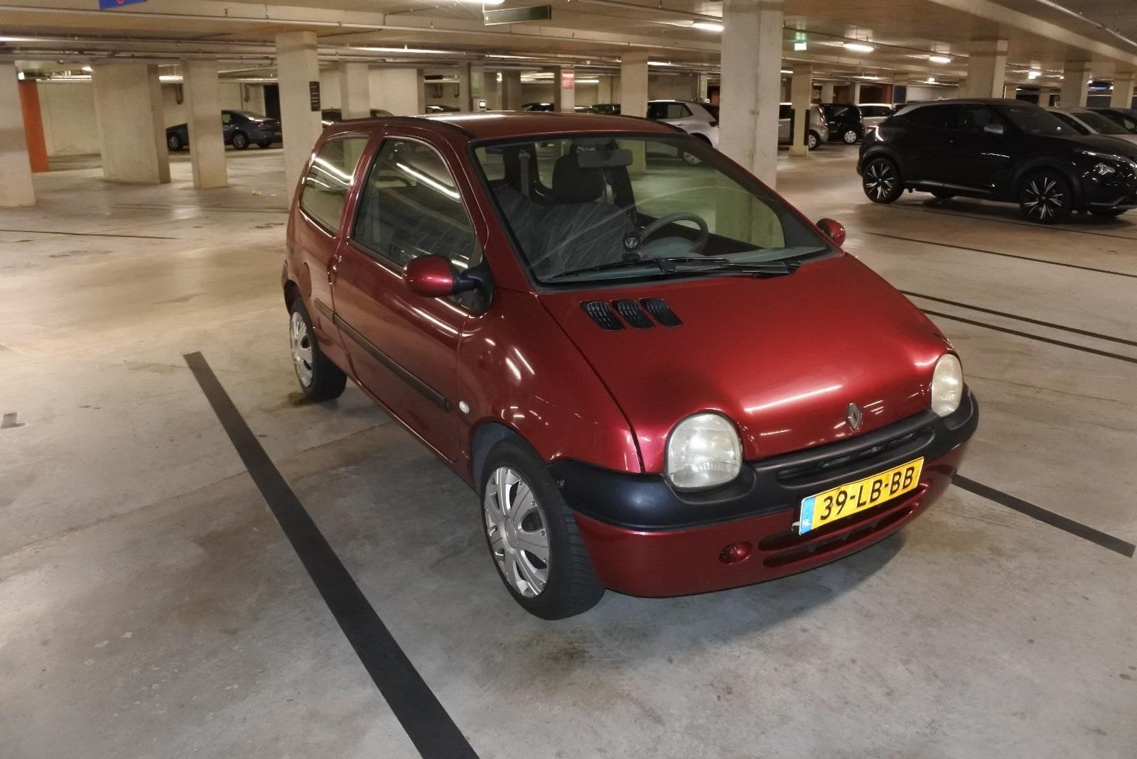 Renault Twingo 1.2 2005 2002 Rood, Auto's, Voorwielaandrijving, 600 kg, 4 cilinders, Origineel Nederlands