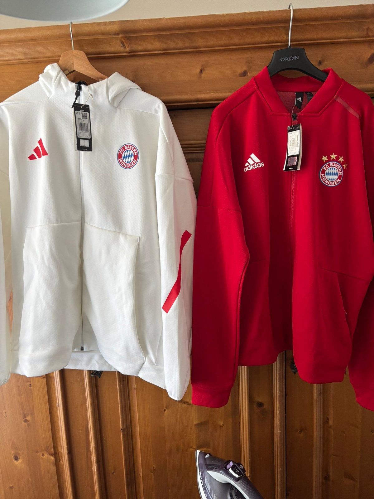 Bayern munchen adidas anthem zne pakket 2x, Maat 52/54 (L), Wit, Nieuw, Ophalen of Verzenden
