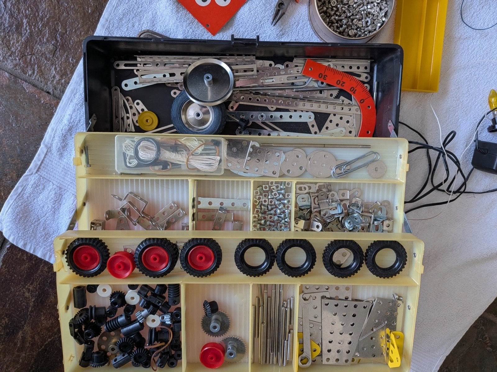 Grote Meccano set met motor en veel onderdelen, Ophalen of Verzenden, Gebruikt, Overige merken