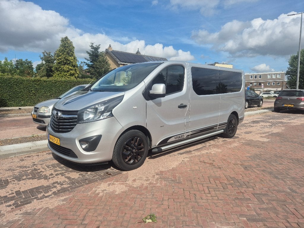 Opel Vivaro 1.6 Cdti 107KW 2017 Special ZEER LUXE ...MARGE.., Auto's, Voorwielaandrijving, 145 pk, 4 cilinders, Particulier