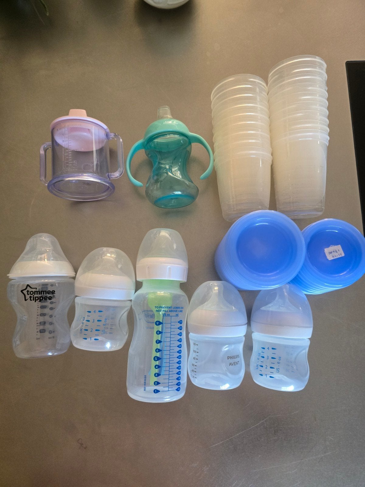 GRATIS; babyflesjes Avent bekers tuitbekers, Ophalen, Gebruikt, Overige typen