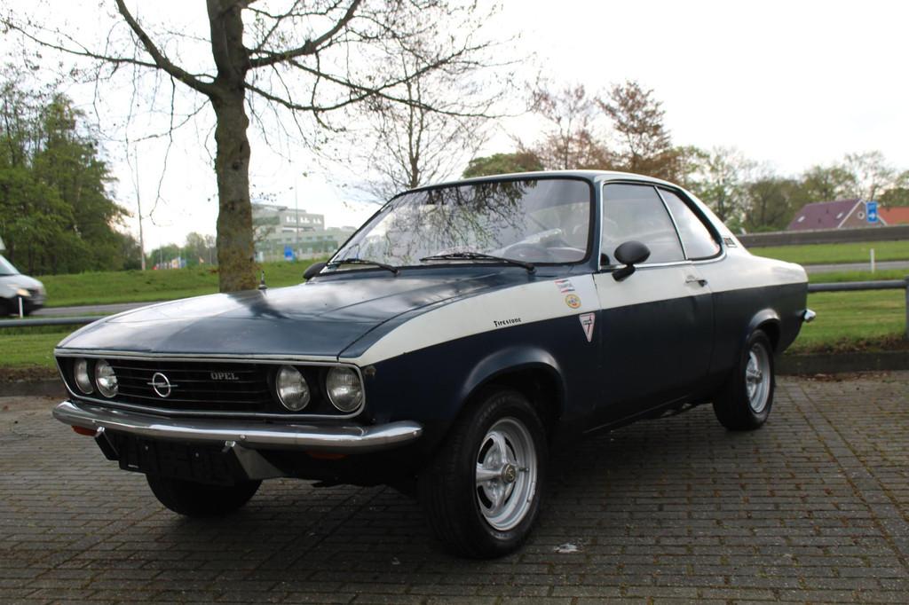 Opel Manta Coupé 1200s, Auto's, Oldtimers, Stof, Overige carrosserieën, Blauw, Bedrijf