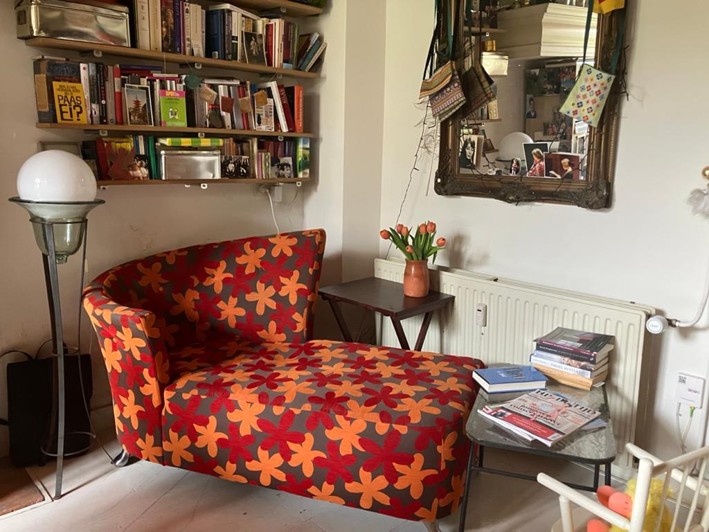 Chaisse longue: Hip en toch klassiek, Huis en Inrichting, Ophalen, Gebruikt, Eenpersoons, 75 tot 100 cm