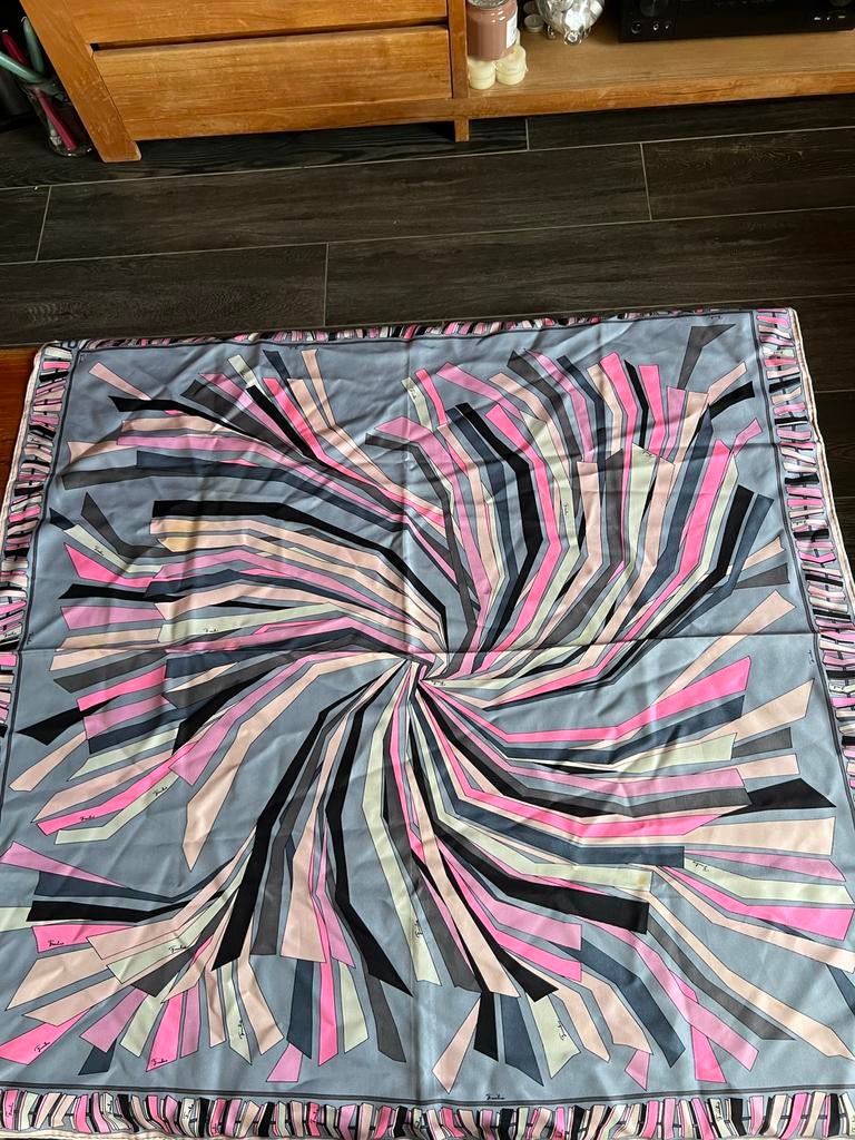 Emilio Pucci zijden sjaal, Kleding | Dames, Verzenden, Gedragen, Sjaal