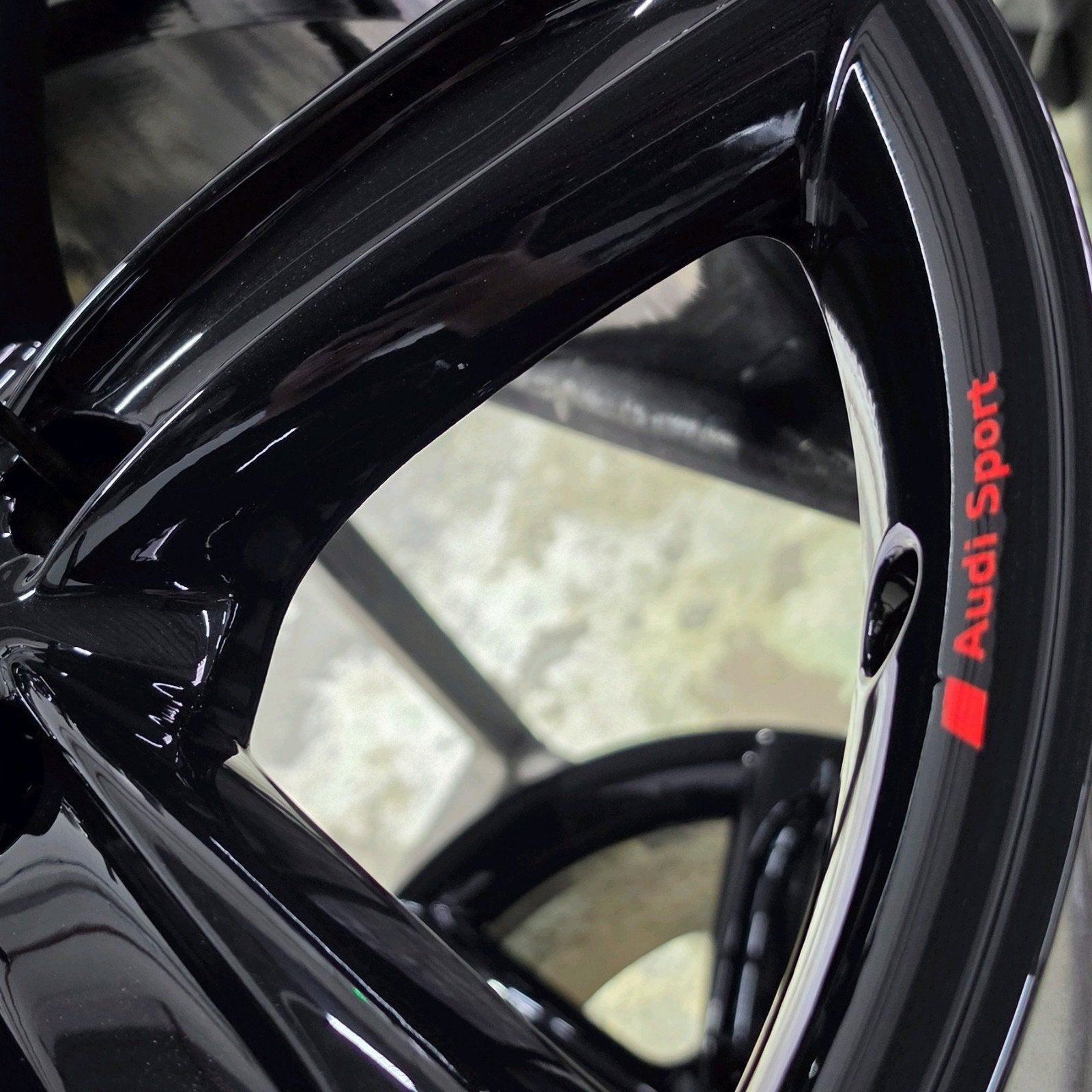 Unieke Originele 4xAudi 18 inch Velgen - Santorini Black, Ophalen, 18 inch, Gebruikt, Velg(en)