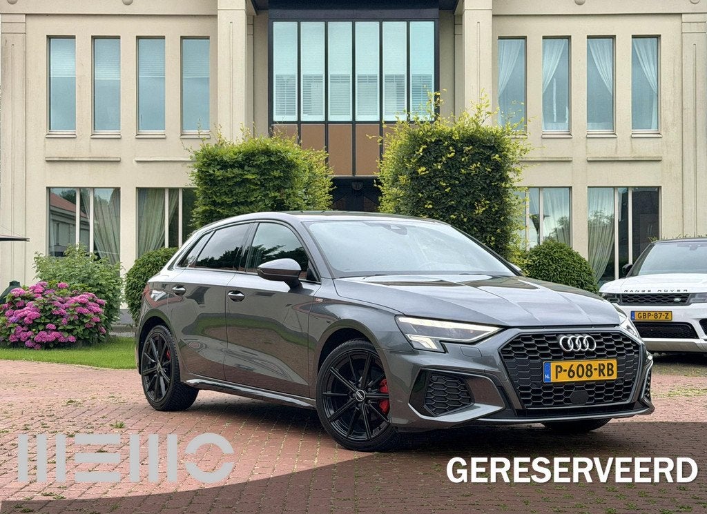 Audi A3 Sportback 30 TFSI S edition, Auto's, Audi, Gebruikt, Leder en Stof, Origineel Nederlands, Bedrijf