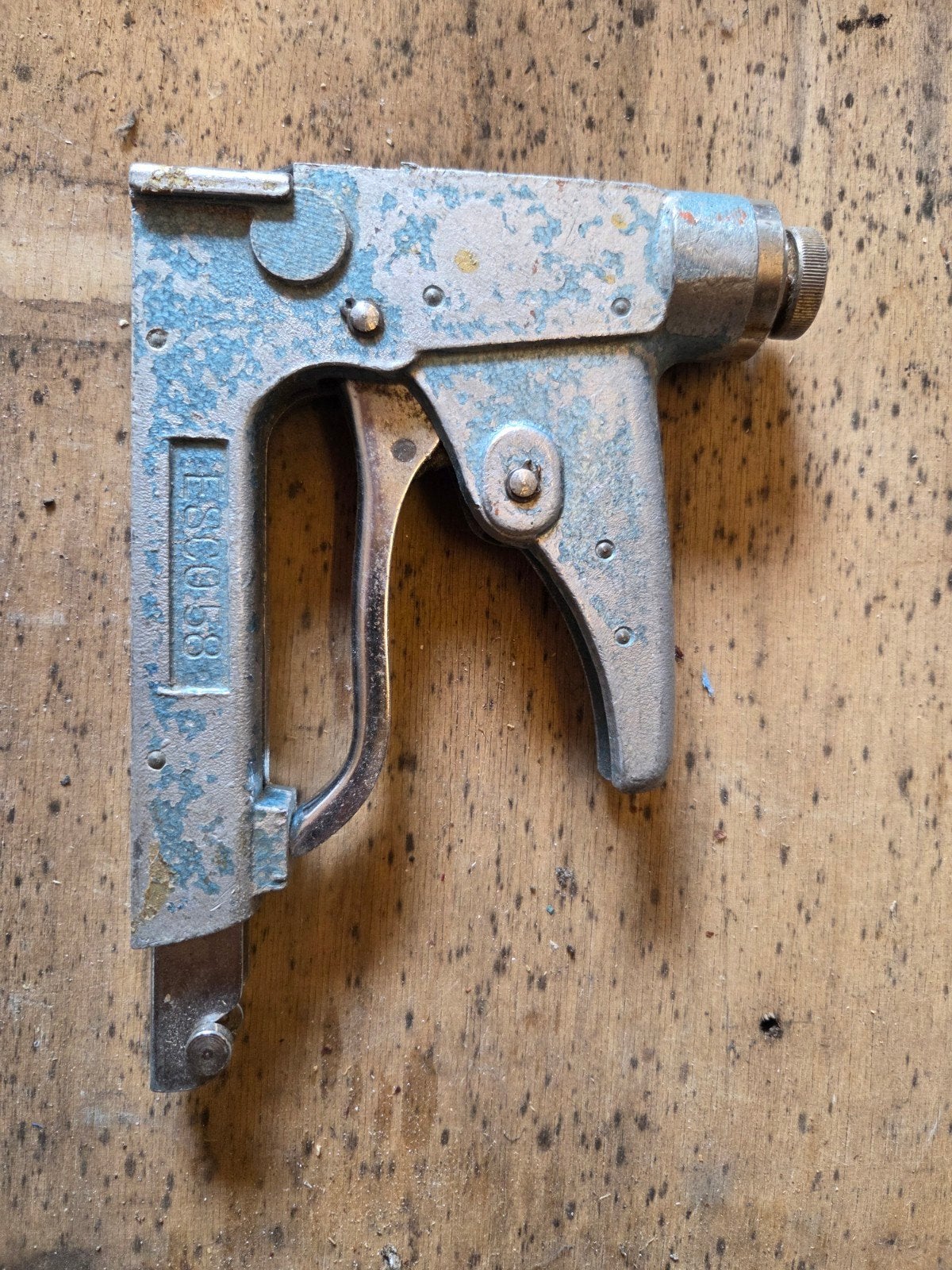 Vintage Handnietmachine ESCO 358 - Robuust en Functioneel, Ophalen