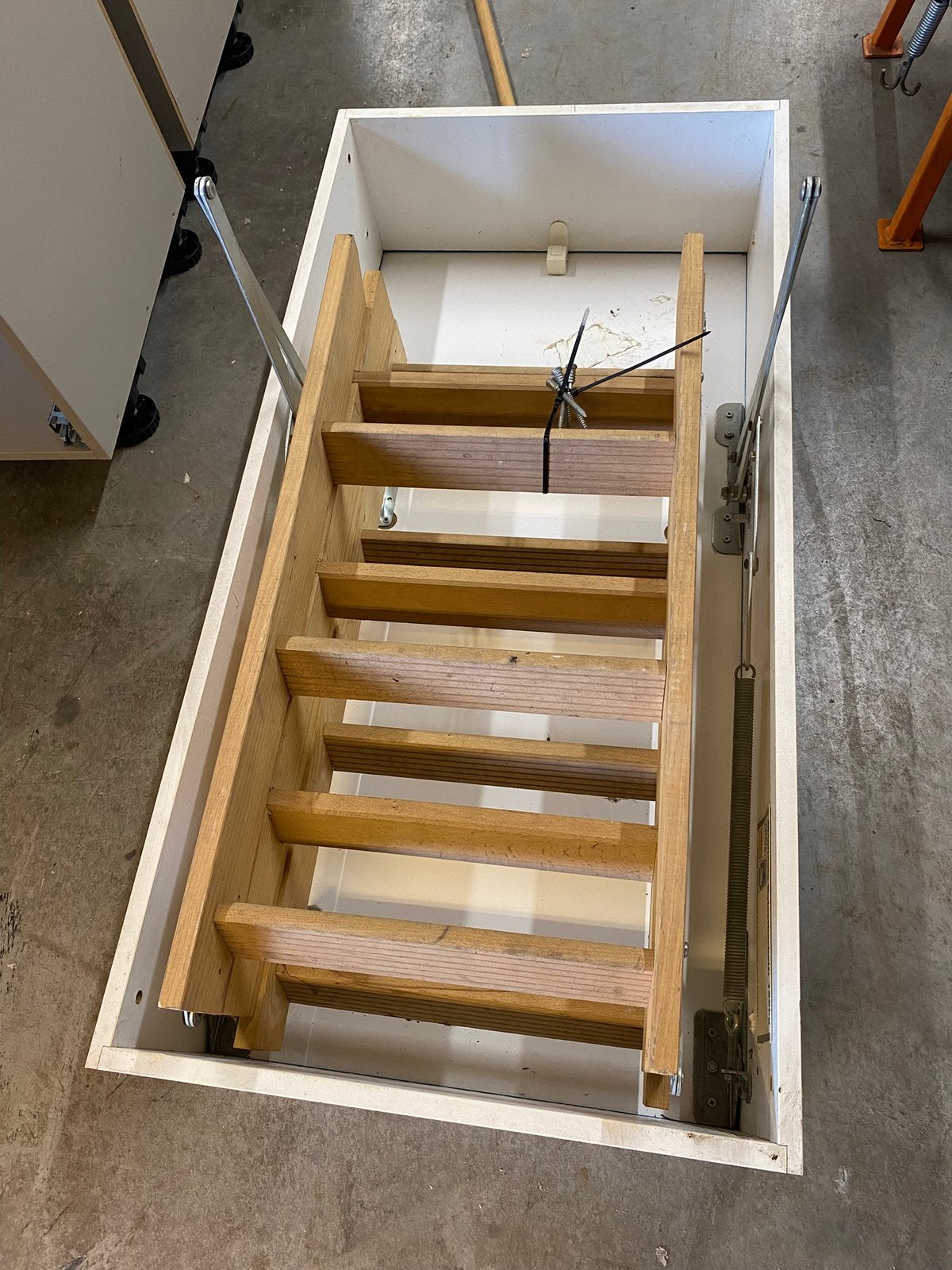 Vlizo trap, Ophalen, Zo goed als nieuw, 2 tot 4 meter