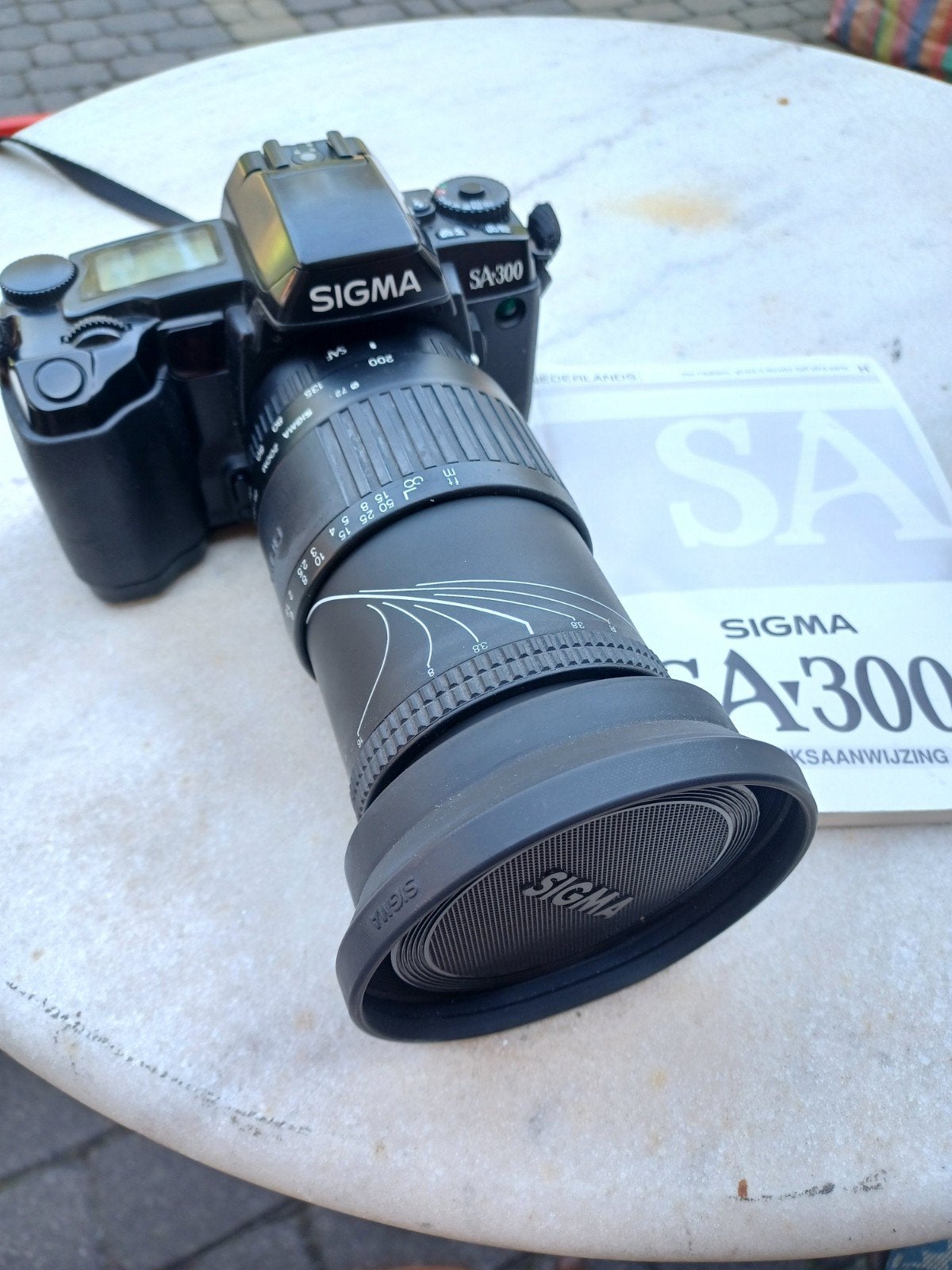 Sigma SA300 Spiegelreflexcamera met Sigma Zoomlens, Ophalen of Verzenden