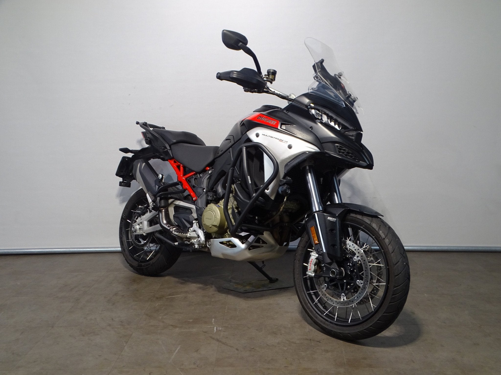 Ducati Multistrada V4 RALLY RADAR, Motoren, Meer dan 35 kW, Toermotor, Gebruikt, Bedrijf