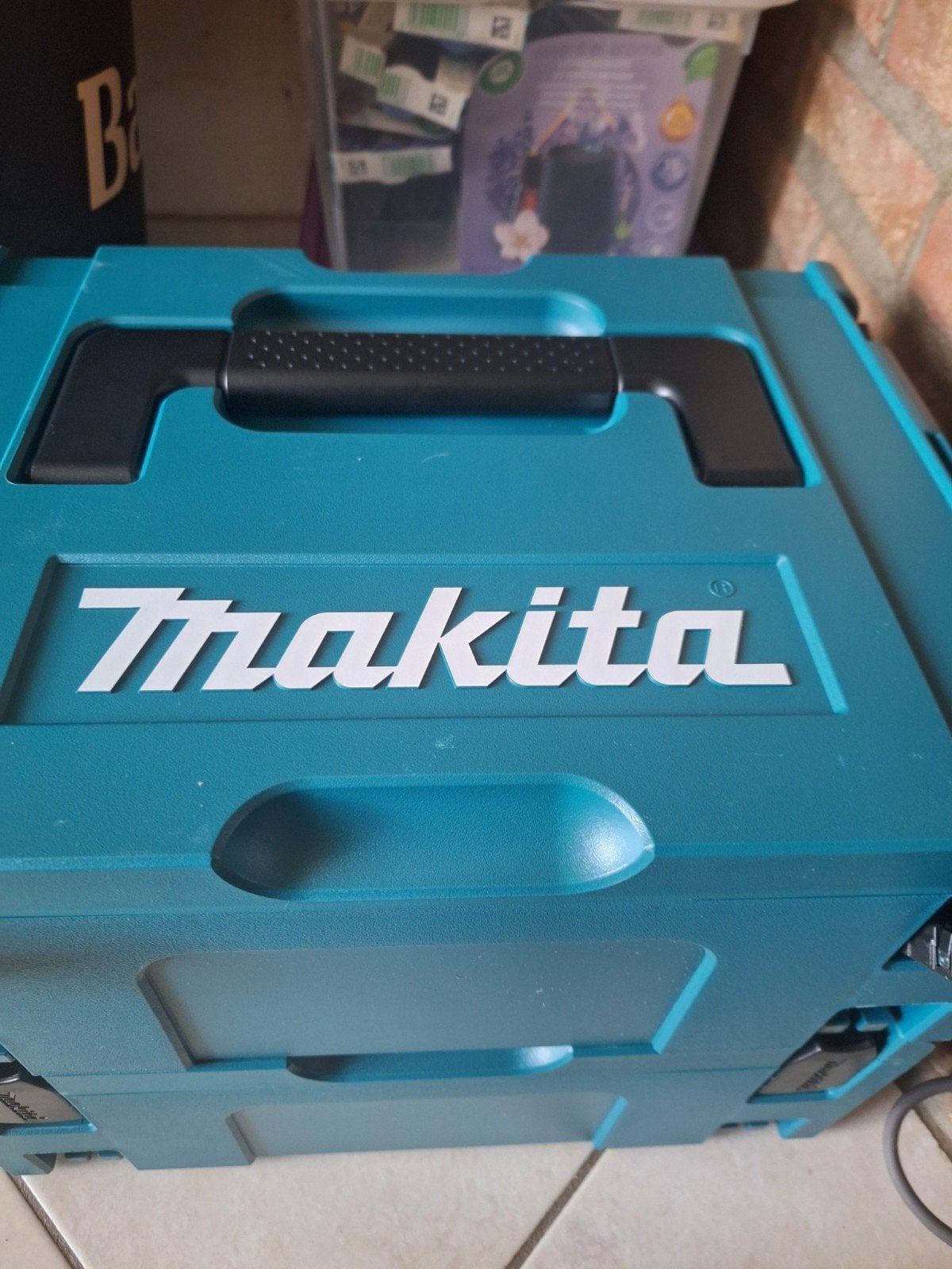 Makita slagschroevendraaier, Ophalen, Nieuw