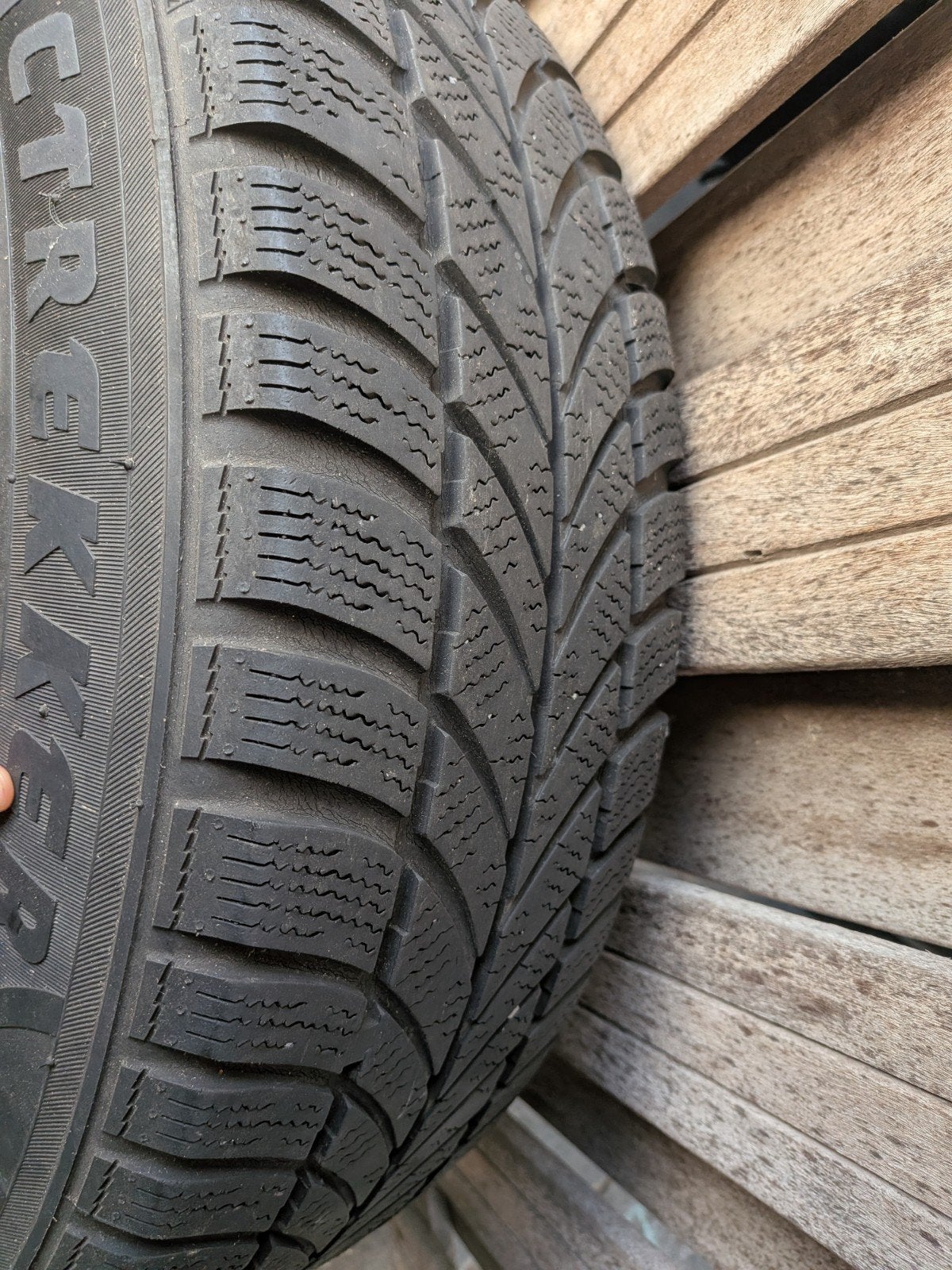 Winterbanden op velg voor o.a. Renault Clio MK4., Ophalen, Gebruikt, 15 inch, Banden en Velgen