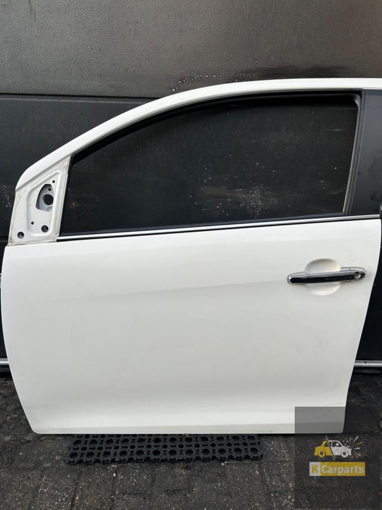 Links voor Portier AYGO Citro n C1 Peugeot 108 Kwd 068, Taurusavenue 1
2132 LS  Hoofddorp, NL, Gebruikt, Contact.group@renault.com