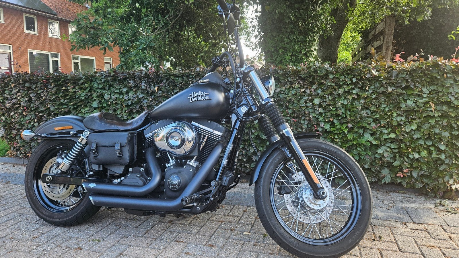 Harley-Davidson Dyna Street Bob FXDBP 103 uit 2015 19.453 km, Motoren, 2 cilinders, Sportuitlaat, Gebruikt, Particulier