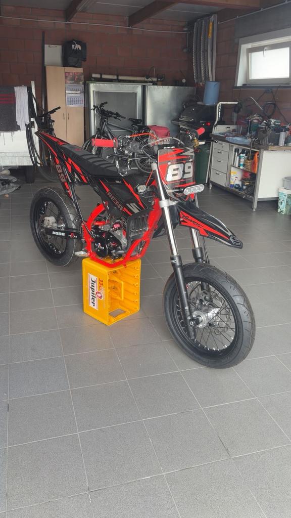 Beta rr50, Fietsen en Brommers, Brommers | Crossbrommers, Zo goed als nieuw, Overige merken, Ophalen of Verzenden