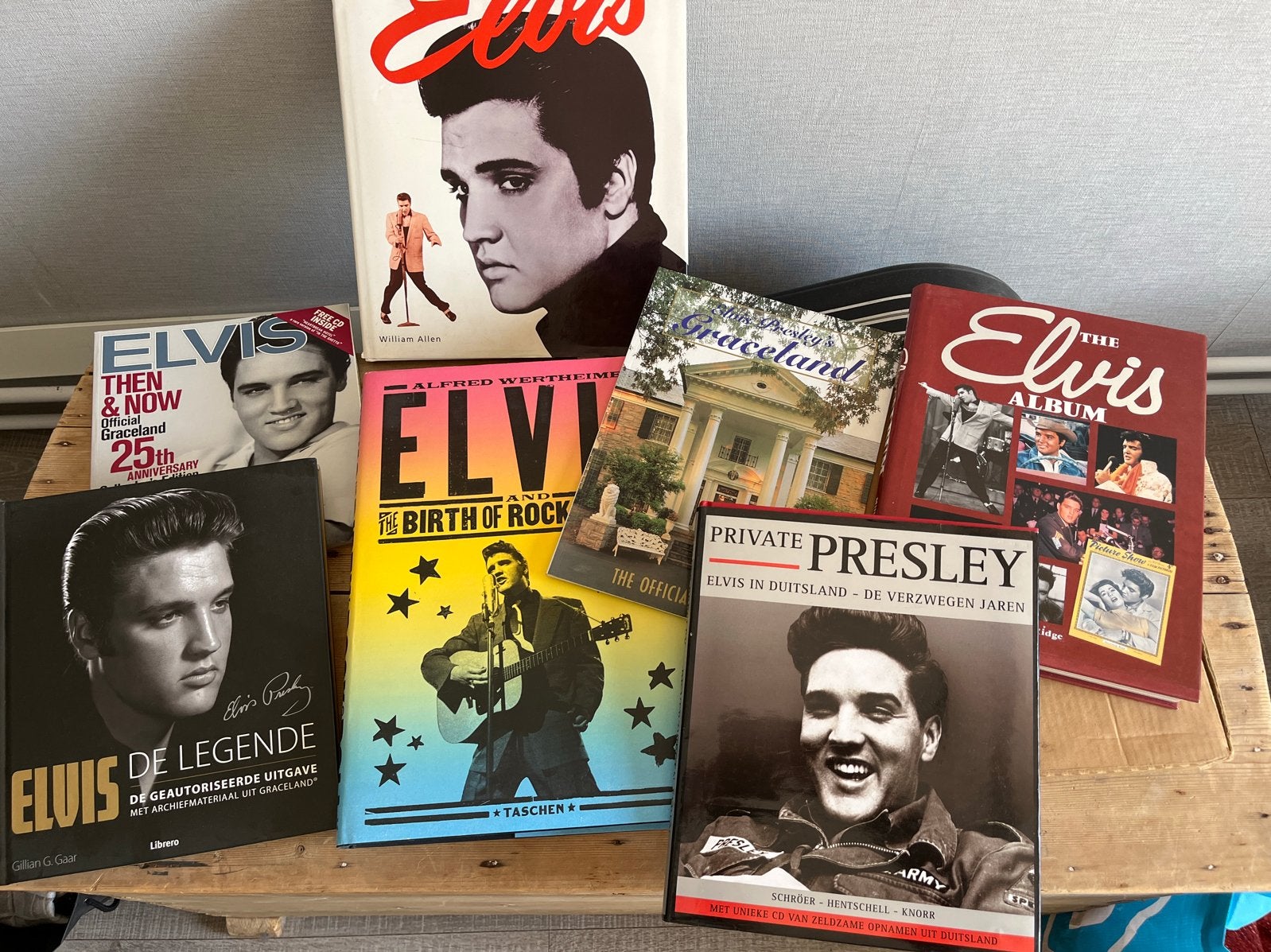 Elvis Presley Boeken Collectie - Diverse Uitgaven, Ophalen of Verzenden, Gelezen, Artiest