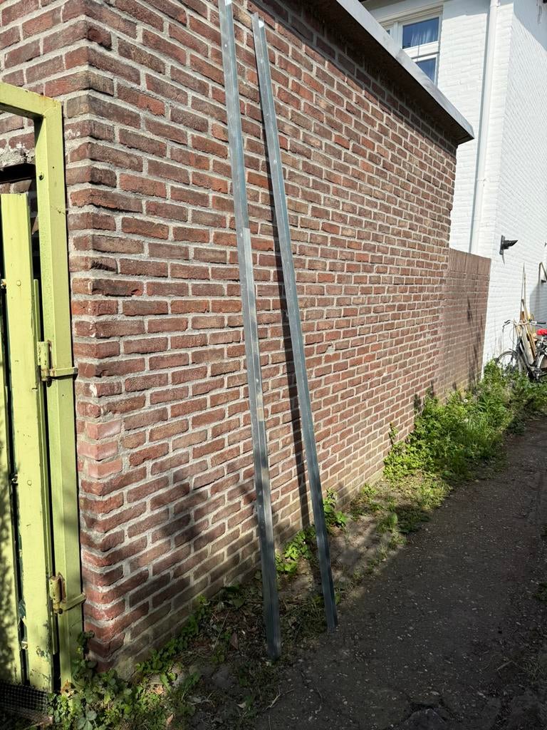 Aluminium u profielen, Ophalen, Zo goed als nieuw, Aluminium