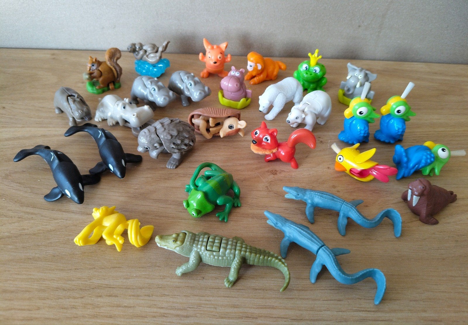 Grote collectie Kinder Surprise ea dierenfiguren, Ophalen of Verzenden, Zo goed als nieuw, Hardplasticfiguren