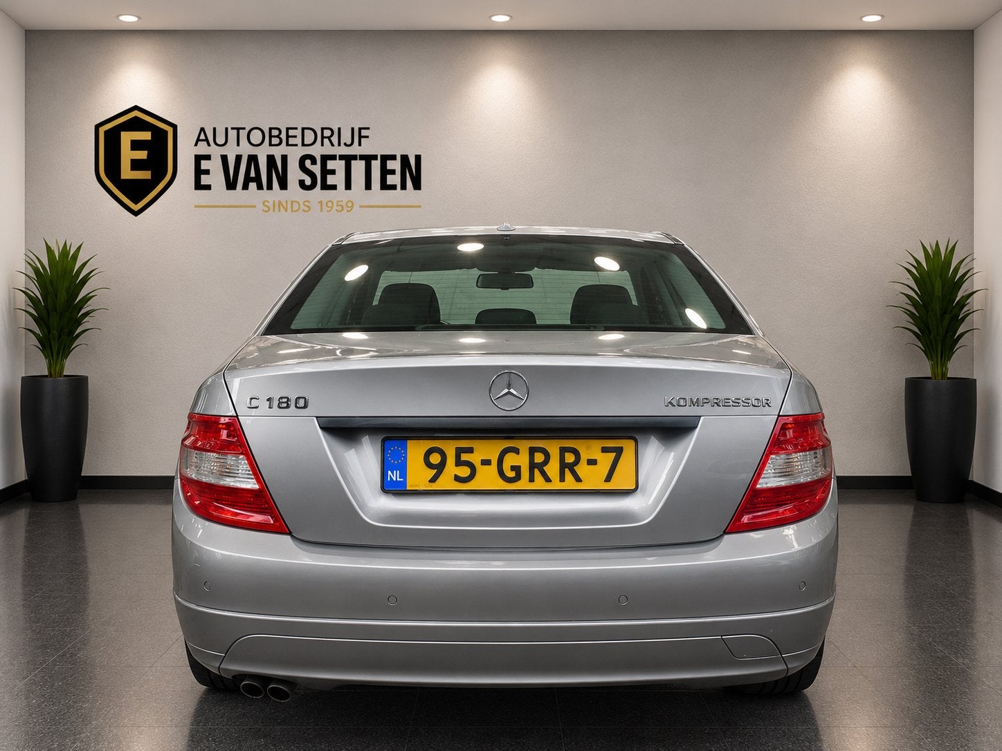 Mercedes-Benz C-klasse 180 K BlueEFFICIENCY Business Class, Keurmerk '100% Onderhouden', Dealer onderhouden, Gebruikt, Handgeschakeld