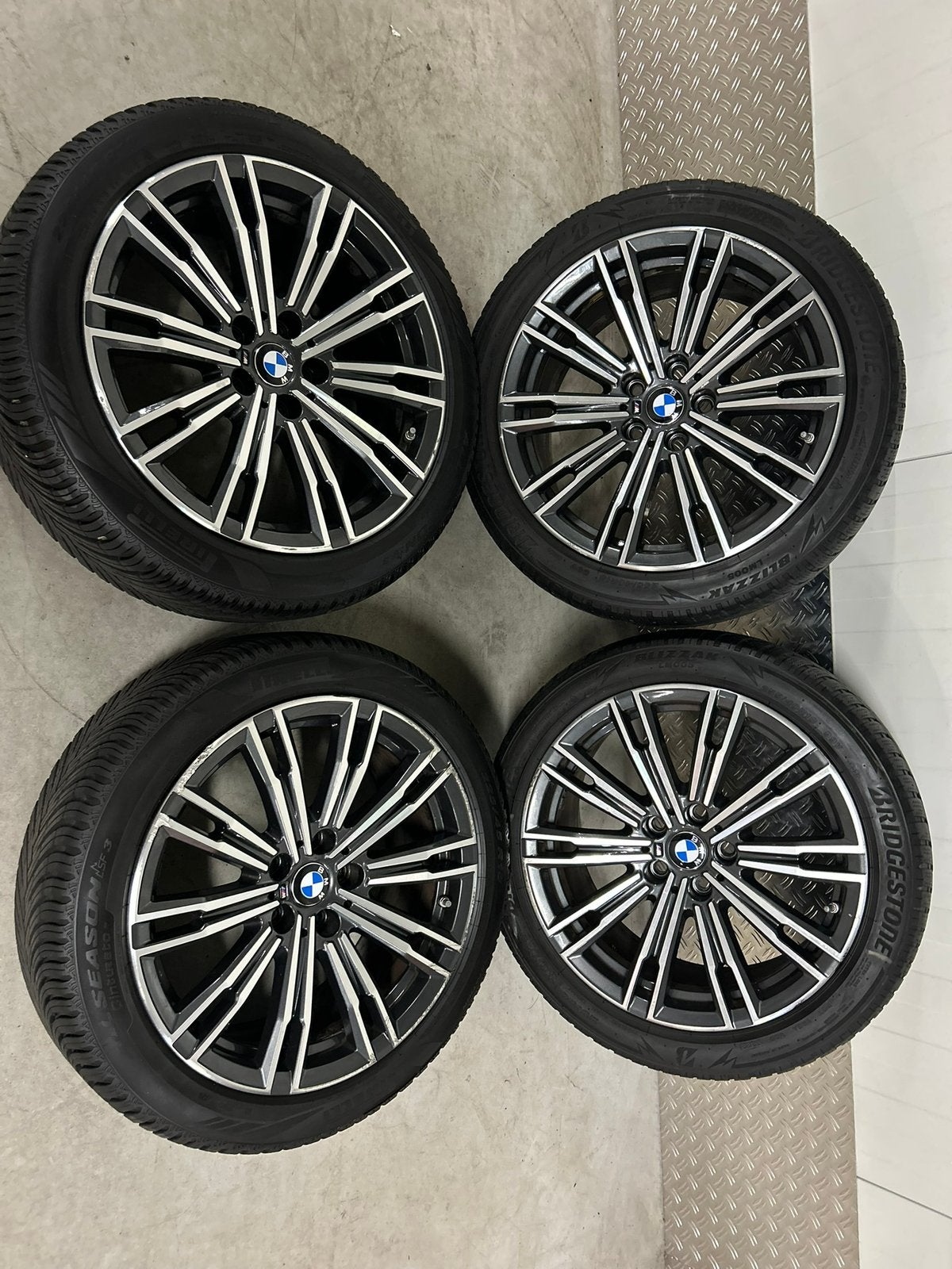 Orginele BMW G20 G21 G26 G42 18 inch breedset 790M TPMS, Ophalen, 18 inch, Gebruikt, Banden en Velgen