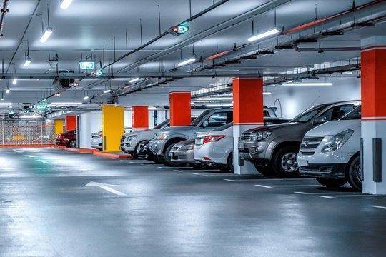 Parkeerplaats te huur – Rivierenbuurt (bij Mirandabad/RAI), Ophalen, Nieuw