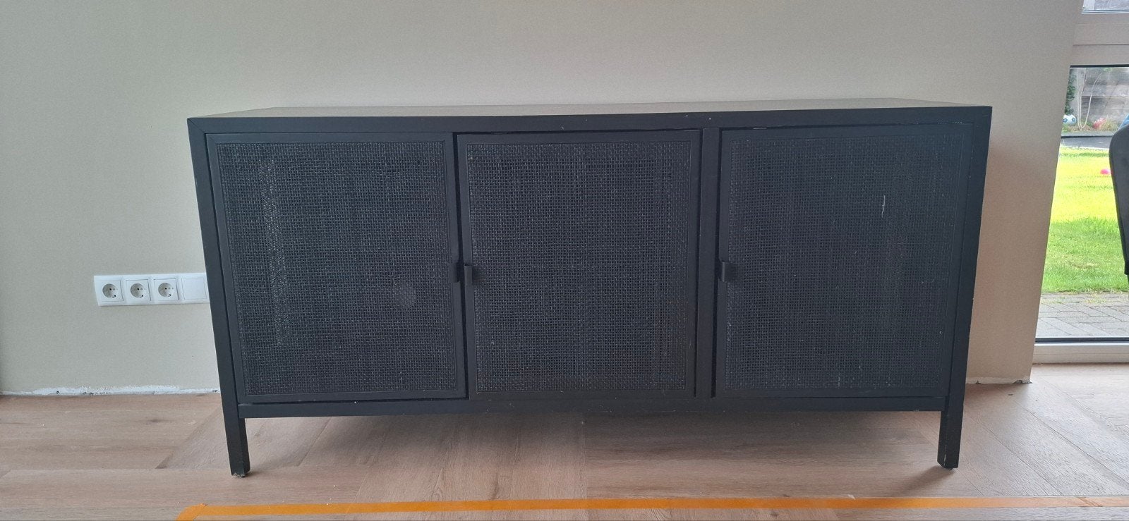 Zwart rotan dressoir / kastje - 150x45x74 cm, Overige materialen, Gebruikt, 100 tot 150 cm, Ophalen of Verzenden