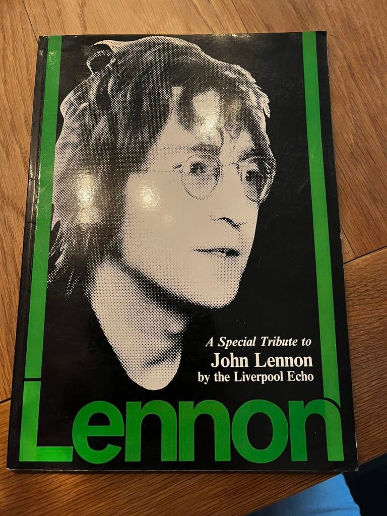 John Lennon boekje, Boeken, Ophalen of Verzenden, Gelezen, Overige