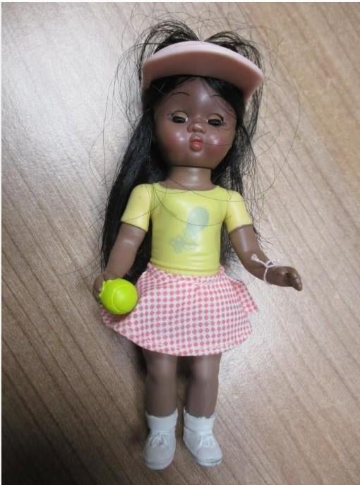 2005 McDONALD'S Madam Alexander TENNIS PLAYER POPJE, Verzamelen, Poppen, Verzenden, Nieuw, Fashion Doll