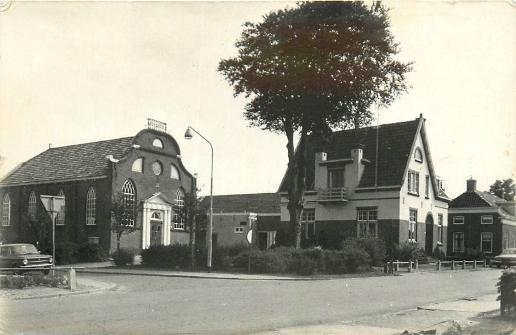 378-331-043 Meeden GR Geref Kerk en Pastorie, Verzamelen, Ansichtkaarten | Nederland, Verzenden, Voor 1920, Groningen