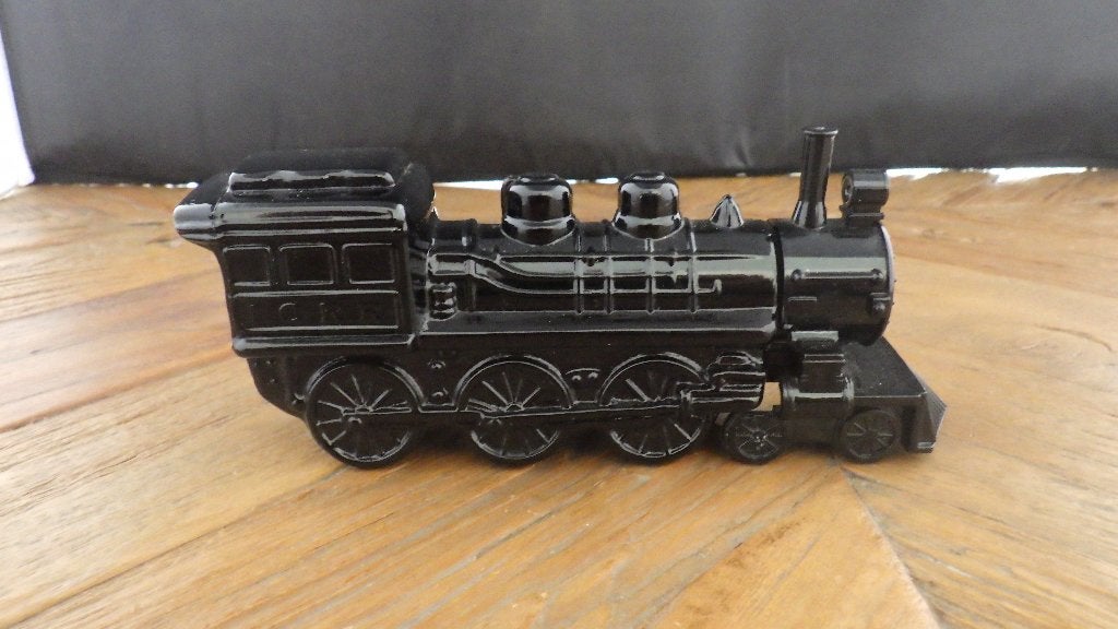 Avon (heren) parfumfles in de vorm van een zwarte trein, Ophalen of Verzenden, Huis en Inrichting