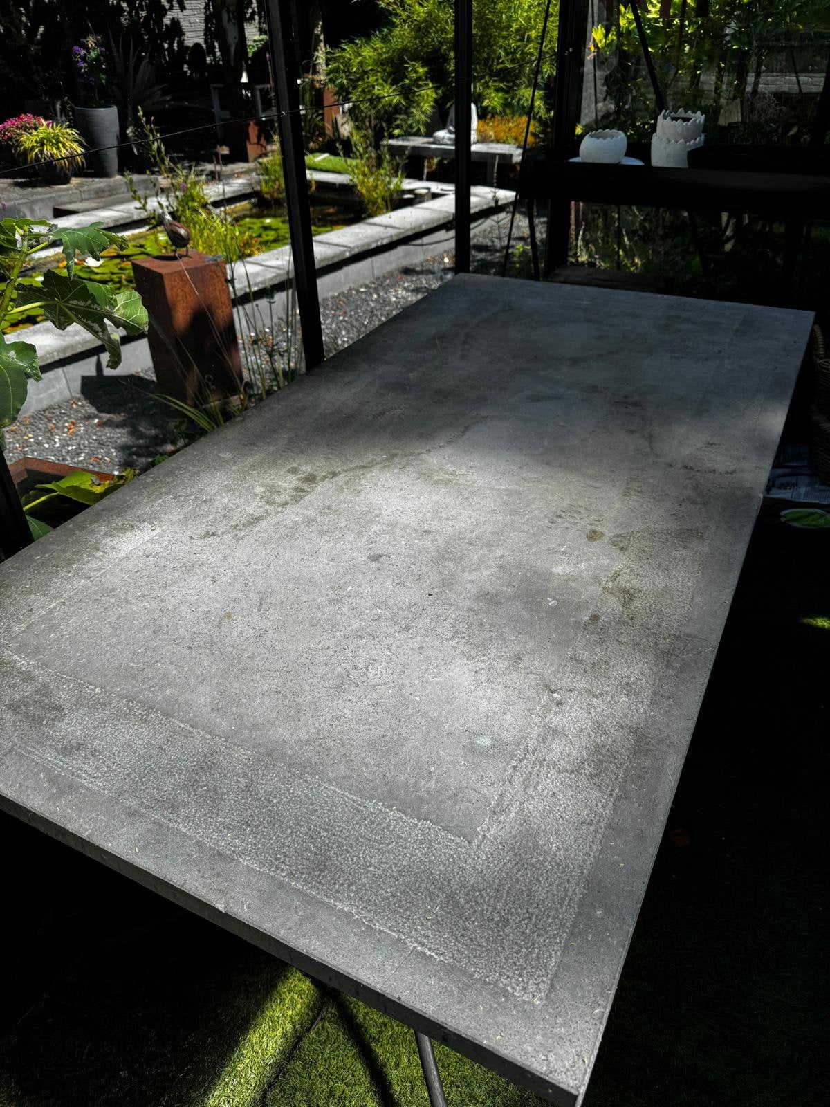 Buiten tafel Belgisch hardsteen, Ophalen, Gebruikt, Rechthoekig, Overige materialen