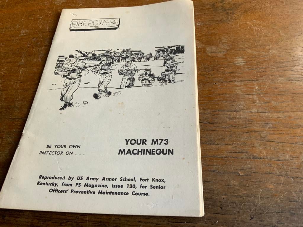 M73 Machinegun US Voorschrift met cartoons 1965, Ophalen of Verzenden, 1945 tot heden, Zo goed als nieuw, Landmacht