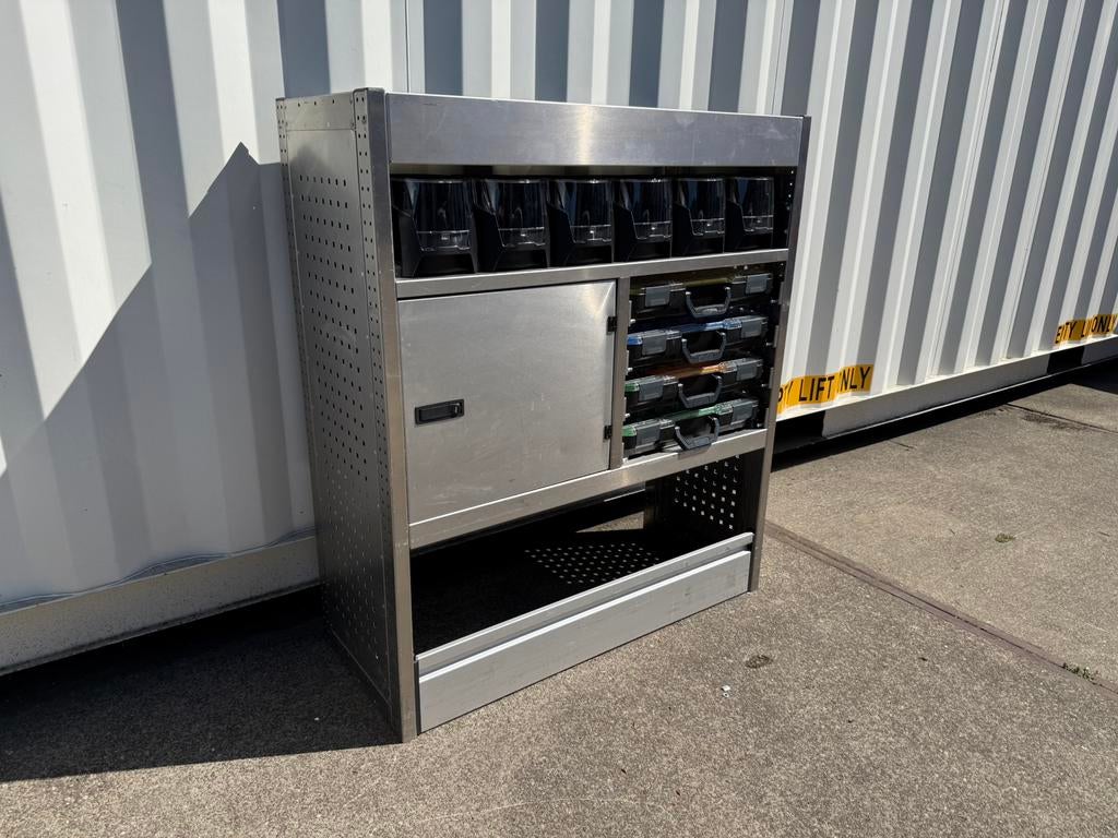 Nieuwstaat aluca bedrijfswagen inrichting, Ophalen, Zo goed als nieuw