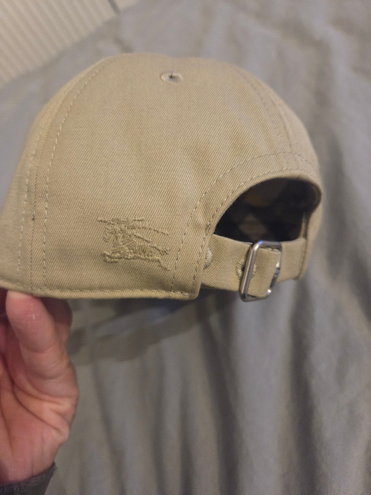 Burberry pet - Zo goed als nieuw, Burberry, One size fits all, Ophalen of Verzenden, Pet