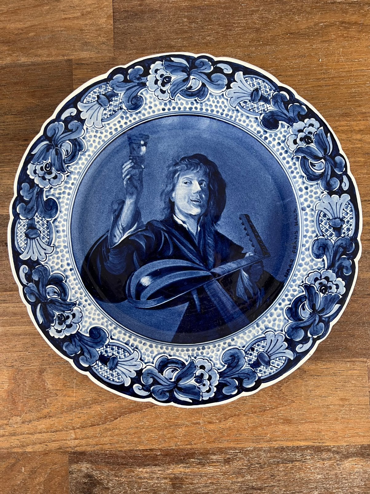 Delfts blauw sierbord "naar Frans Hals” Keramiekfab. Velsen, Ophalen of Verzenden