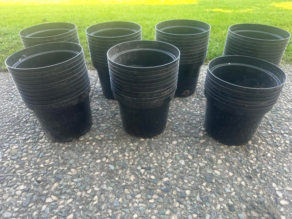 2 Liter tuinpotten plastickpotten kweekpot diam 15xH12cm 65x, Tuin en Terras, Kunststof, Rond, Nieuw, Ophalen of Verzenden