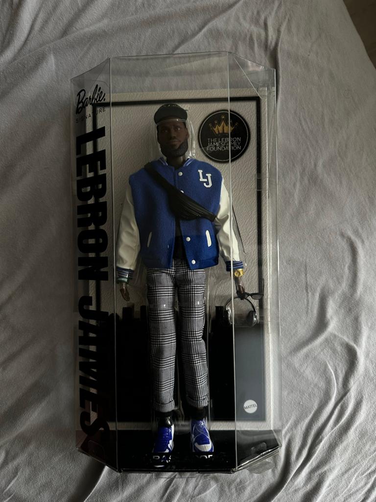 Barbie Signature Kenbassadors Lebron James Pop, Ophalen of Verzenden, Nieuw, Barbie