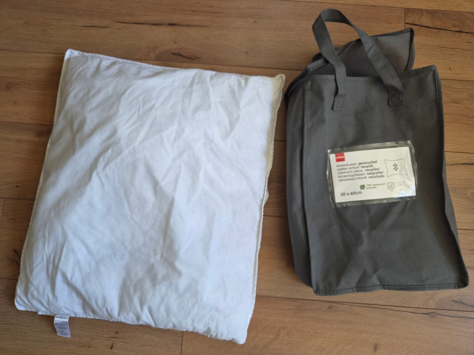 Hema Kinderkussen gerecycled 50x60cm, Jongetje of Meisje, Wit, Nieuw, Ophalen of Verzenden