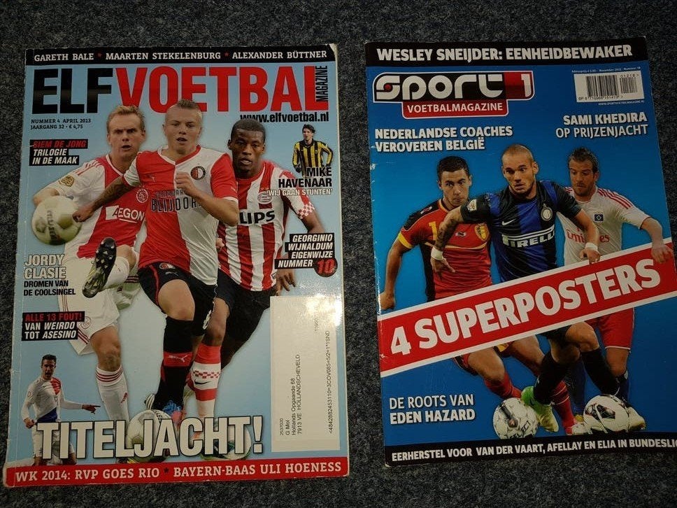2 Voetbaltijdschriften: Elf Voetbal & Sport 1, Ophalen of Verzenden, Gelezen, Sport en Vrije tijd