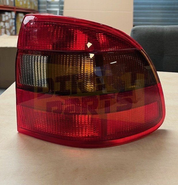 Opel Astra F (9/94-2/98) achterlicht Rechts (rood) (Cabrio/S