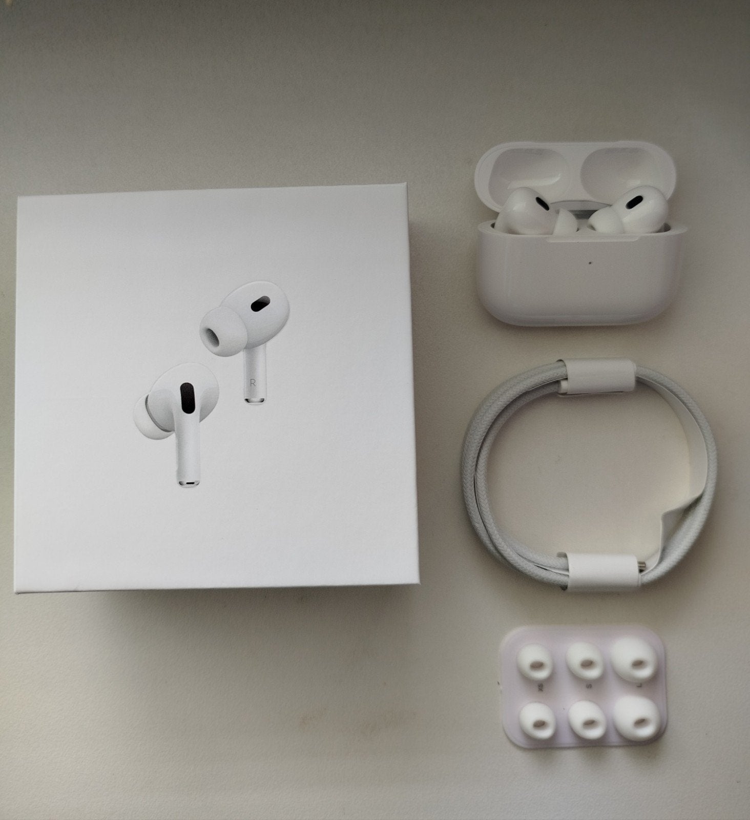 Airpods Pro 2 Very Good  Condition, Telecommunicatie, In gehoorgang (in-ear), Bluetooth, Ophalen of Verzenden, Zo goed als nieuw