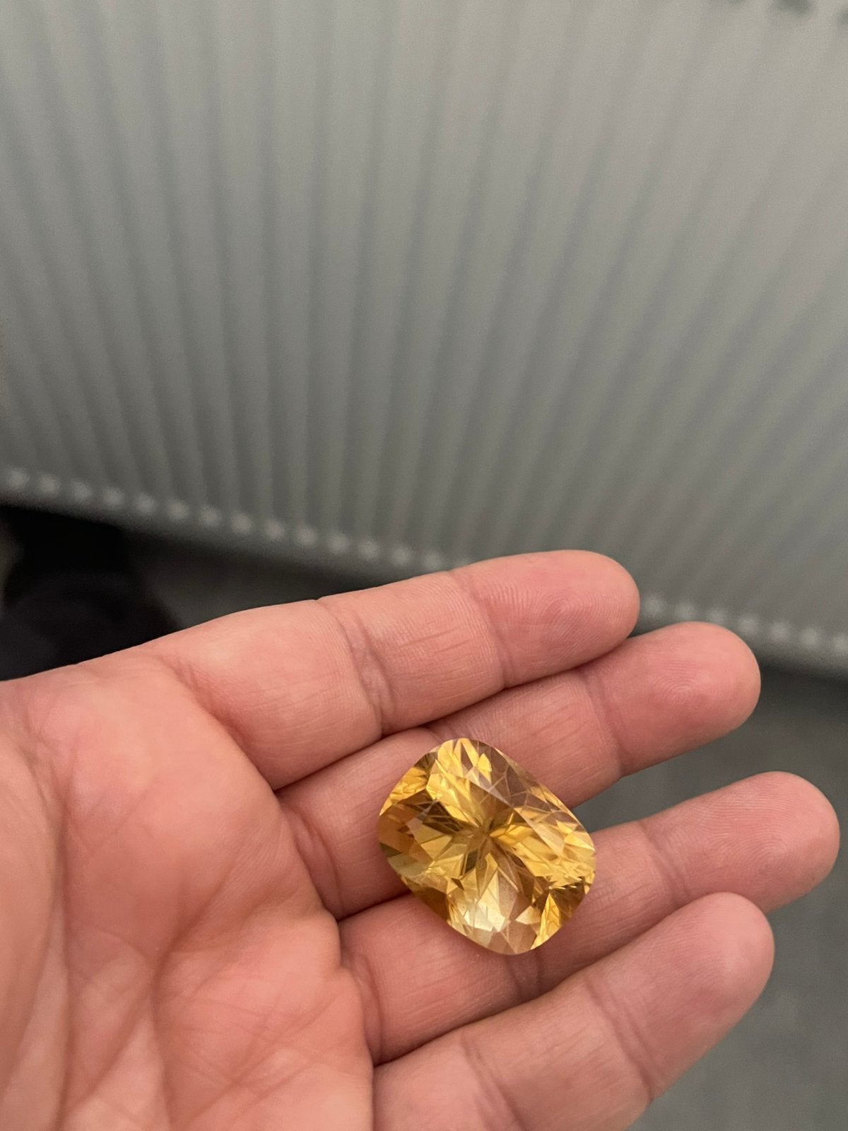 Natural citrine diamant met algt report orgineel 54.86karaat, Ophalen of Verzenden, Zo goed als nieuw