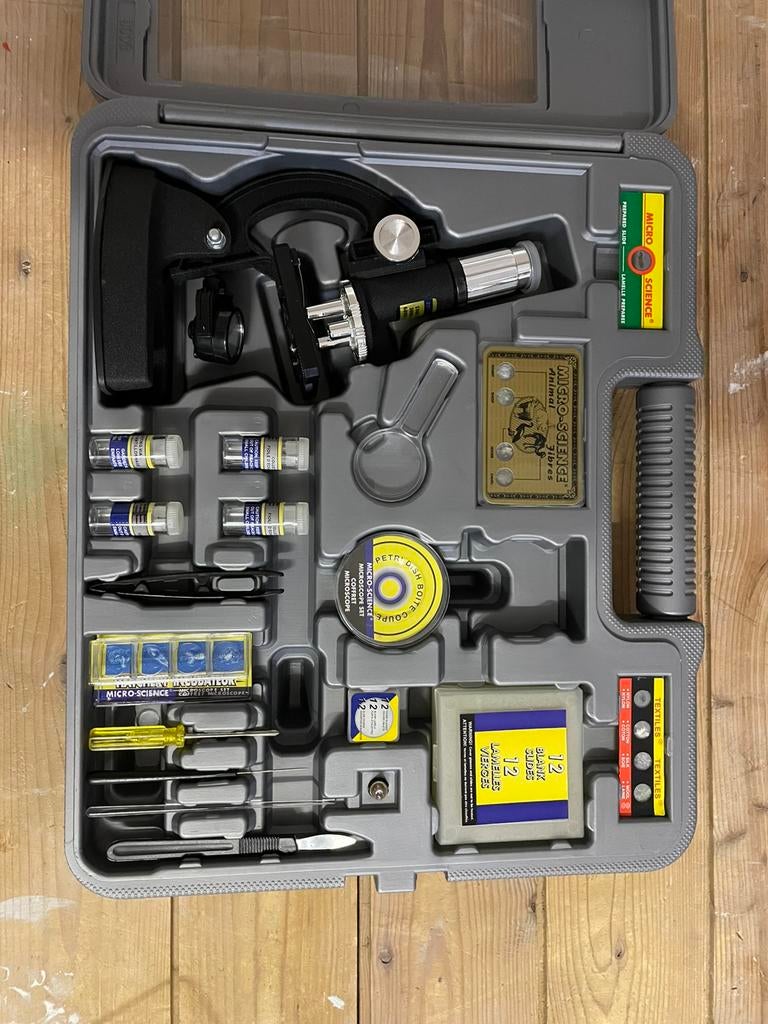 Zo goed als nieuwe microscoop set, Ophalen, Zo goed als nieuw, Minder dan 400x