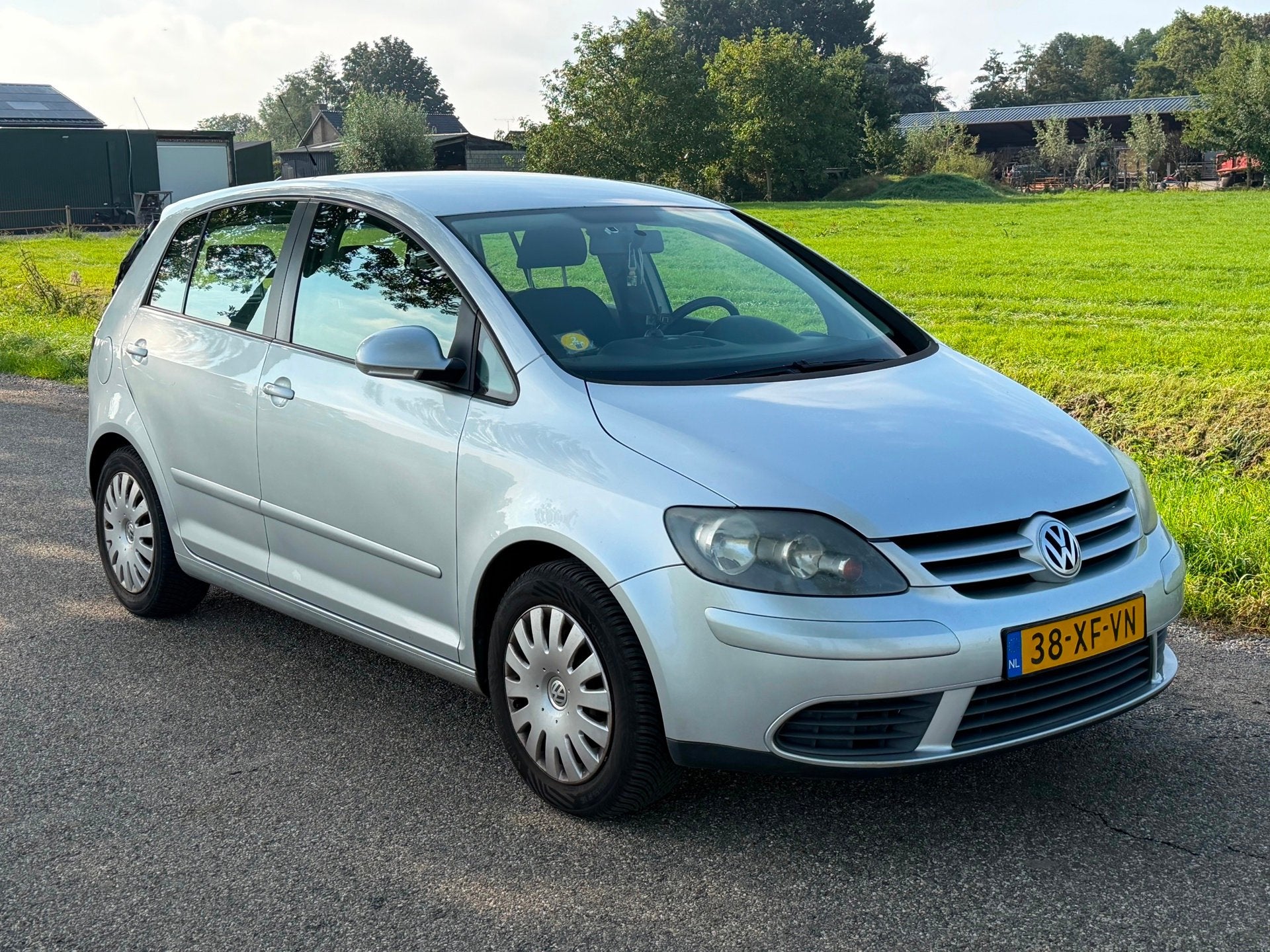 Volkswagen Golf Plus 1.6 FSI Optive 3 APK 10-2027 Airco NAP, Auto's, Stof, Gebruikt, Zwart, 4 cilinders