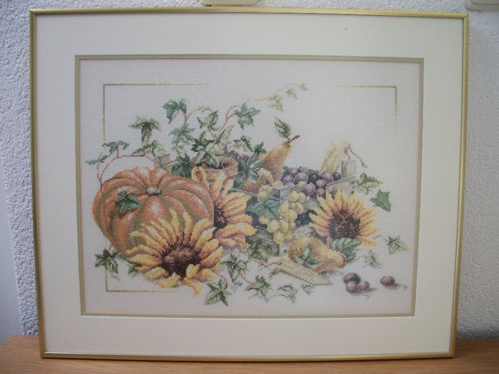 Borduurwerk, Zonnebloem Pompoen Fruit - Geel 55 x 45 - zgan, Ophalen of Verzenden, Zo goed als nieuw, Handborduren, Overige typen