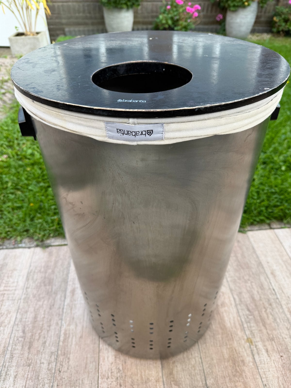 Brabantia wasmand RVS met houten deksel, Ophalen, 50 – 75, Zo goed als nieuw, Rvs
