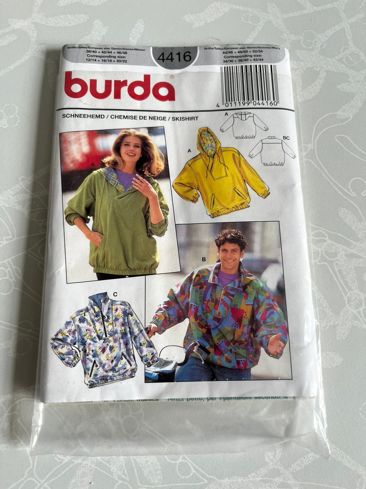 Burda patroon, Ophalen of Verzenden, Zo goed als nieuw, Vrouw, Burda
